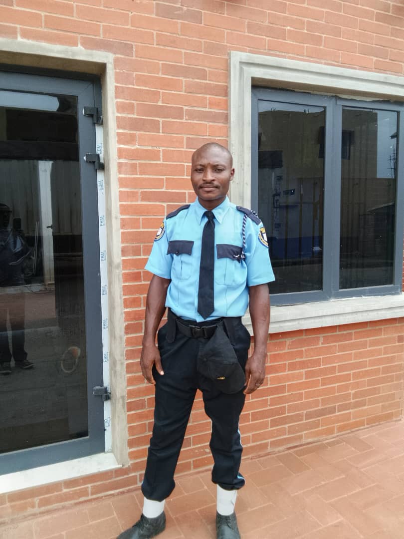KG5F operative on duty